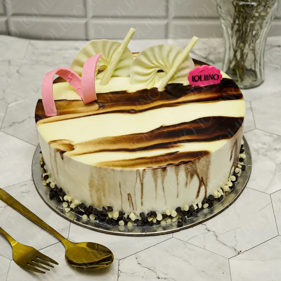 Cake Hut - Spanish Delight 🖤 . . . . . . #spanishdelight... | Facebook