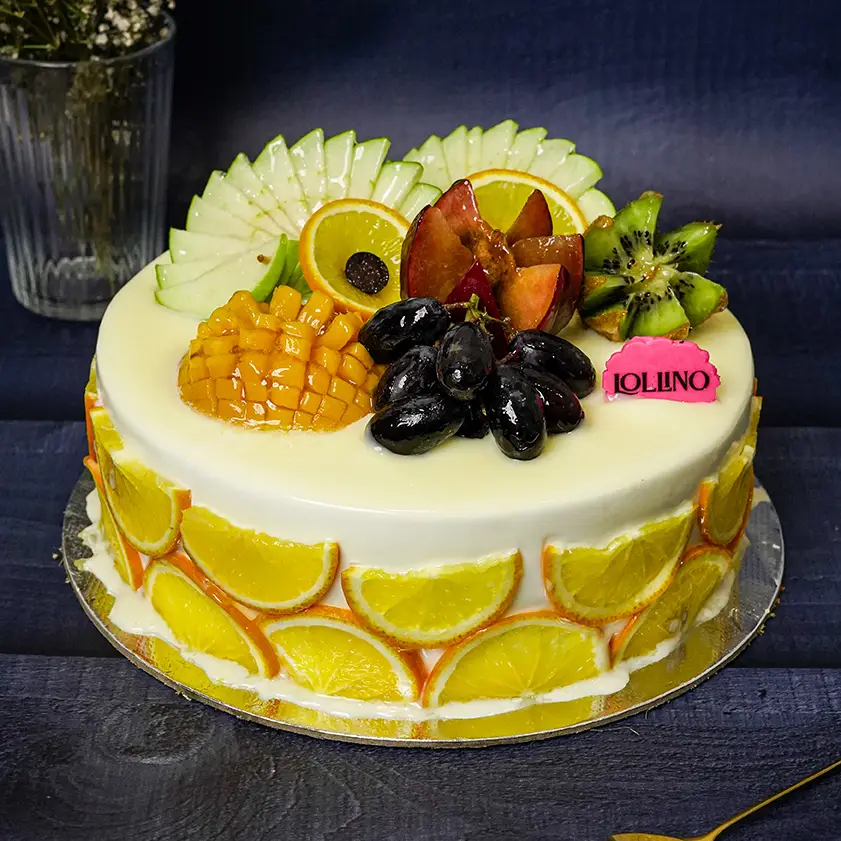 Orange Cake Decorated with Slide Fresh Orange and Strawberries Stock Photo  - Image of fresh, juicy: 239718396