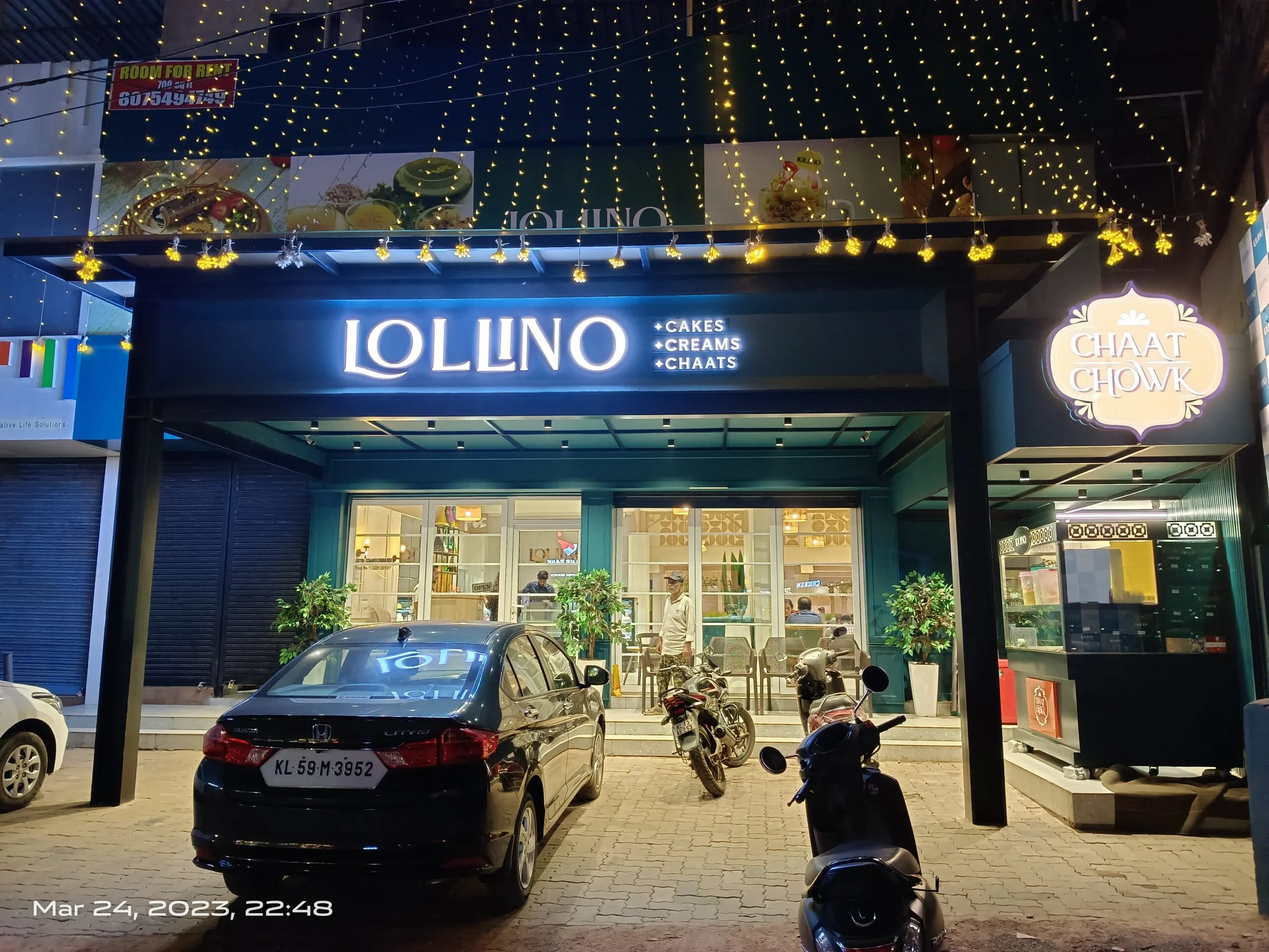 Lollino Cafe Payyanur